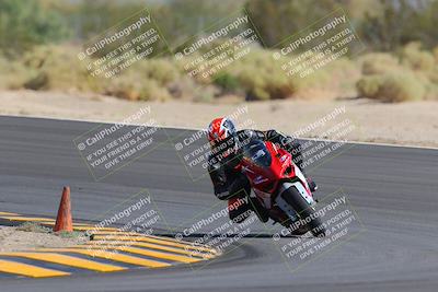 media/Oct-08-2022-SoCal Trackdays (Sat) [[1fc3beec89]]/Turn 10 (945am)/